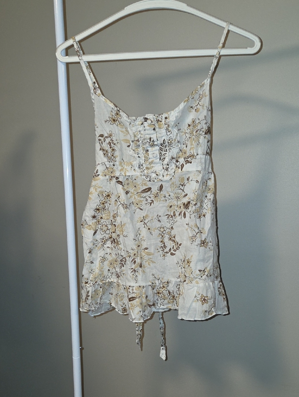 Urban Heritage Cream Floral Spaghetti Strap Top with Brown Accents Size L